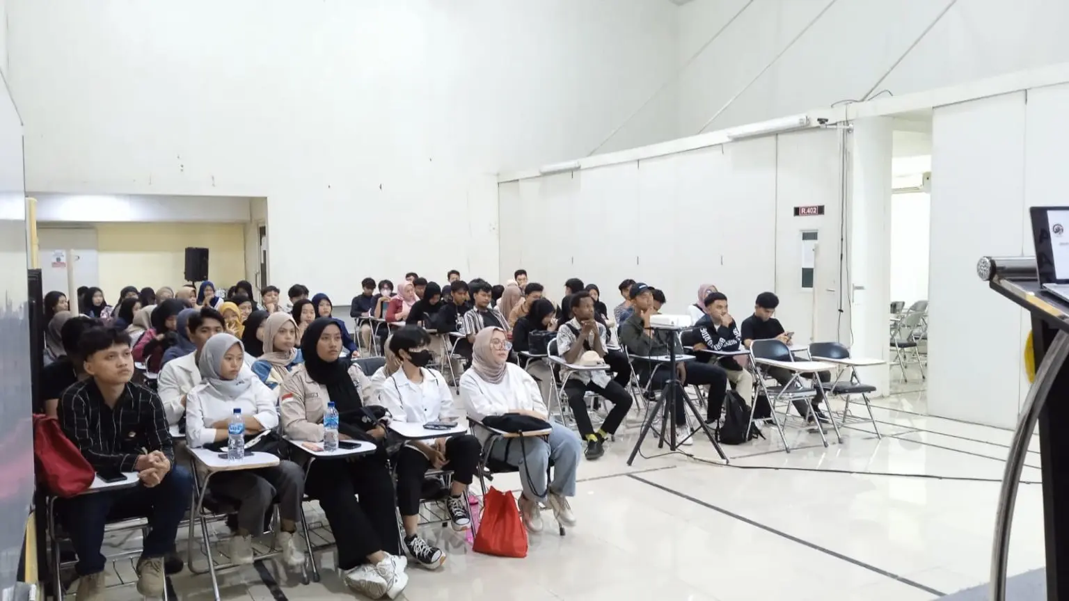 Sosialisasi AD/ART BEM Universitas Mitra Bangsa (UMIBA)